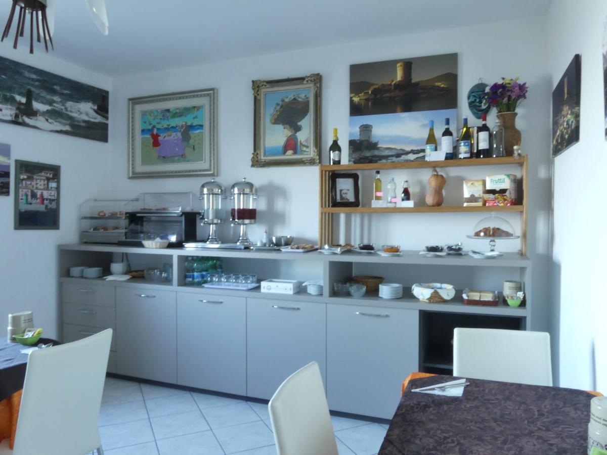 B&B Airone Giglio Castello Eksteriør billede