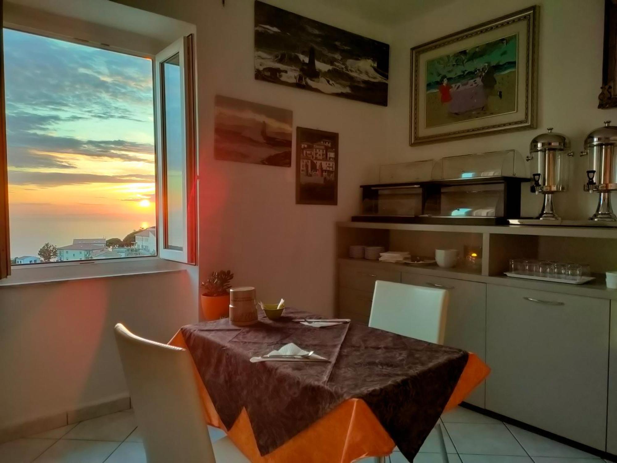 B&B Airone Giglio Castello Eksteriør billede