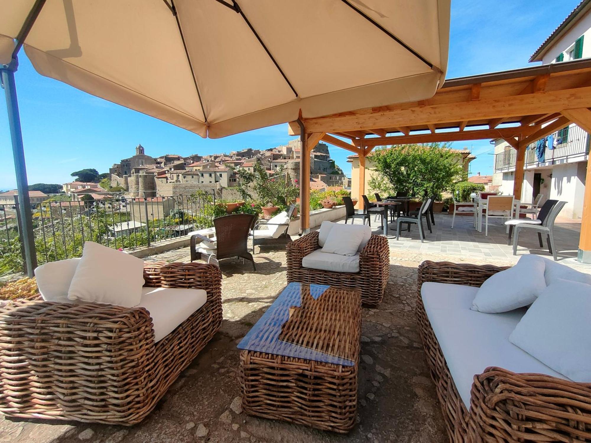 B&B Airone Giglio Castello Eksteriør billede